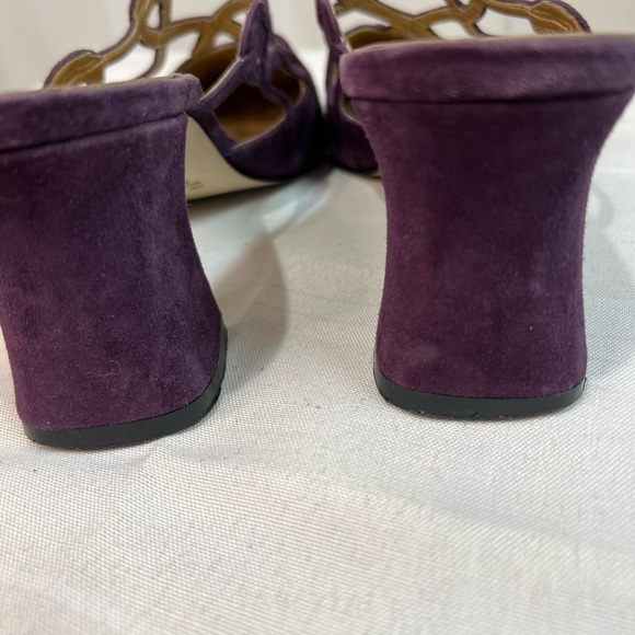 Ann Marino purple suede heel mules size 7M - Picture 6 of 11
